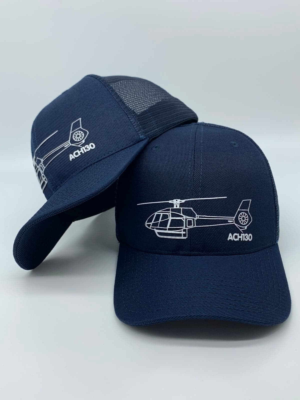 FLIGHT CAP - AIRBUS ACH130 AZUL (N. 40/26) — foto 2